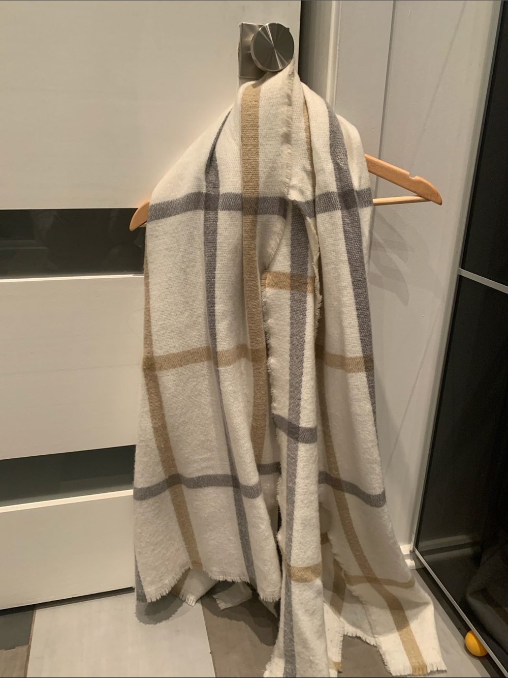 Dynamite Cozy Cream Scarf